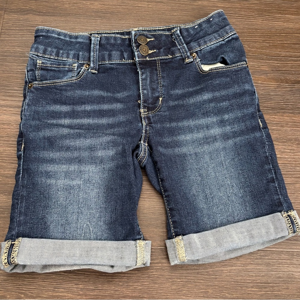 Mudd Indigo Denim Bermuda Shorts Girls Size 12. 5” Inseam